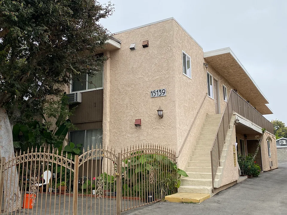 15139 Erwin St