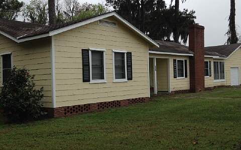 1st image of 348 SW Baya Dr