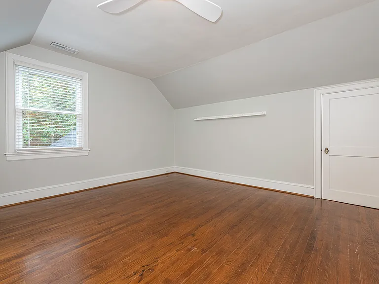 4001 Churchill Rd — Photo 35