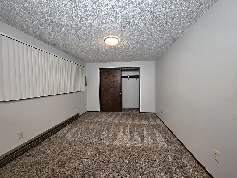 909 Grove St #2A — Photo 3
