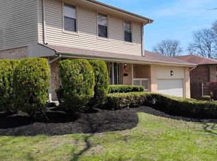 751 Carnation Ln, Matteson, IL 60443