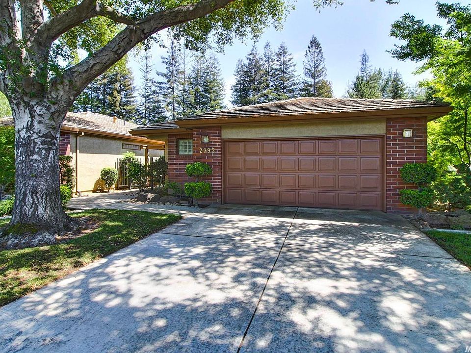 1st image of 2393 Central Park Dr