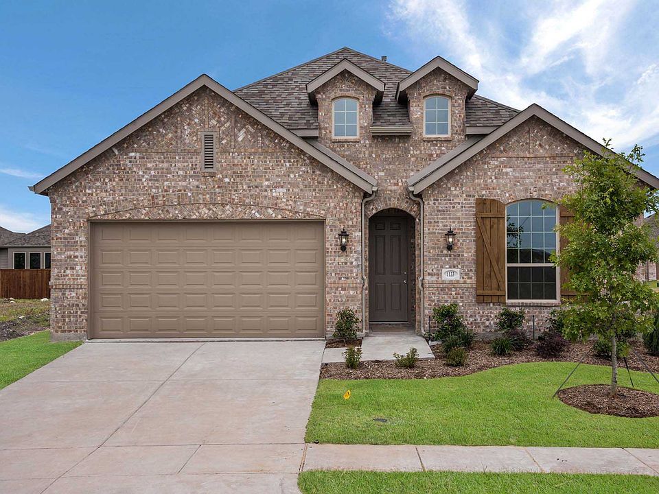 1st image of 1133 Chatsworth Dr