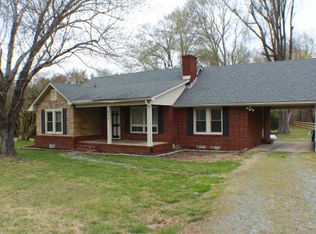 213 Dodson Rd, Mebane, NC 27302