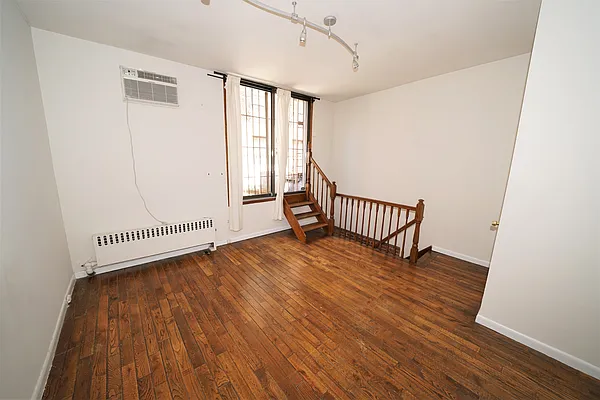 Rented by Corcoran | media 11