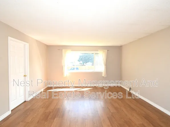 8077 Rochester Cres #A, Prince George, BC V2N 3W9
