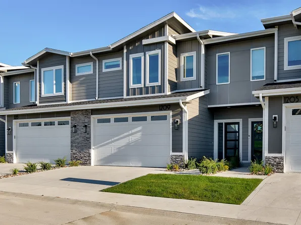 1209 NW 1st Ln, Grimes, IA 50111