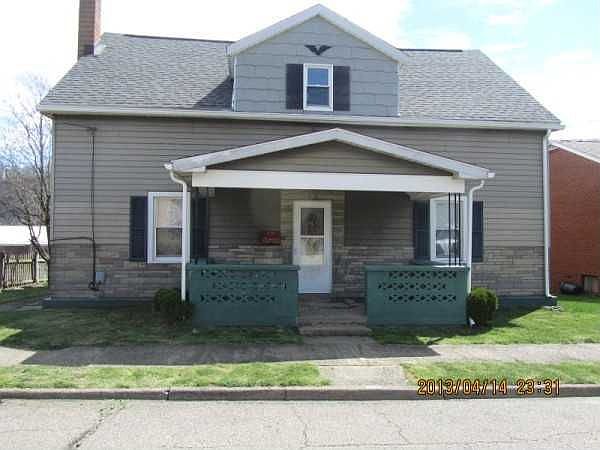 1st image of 210 N River Ave