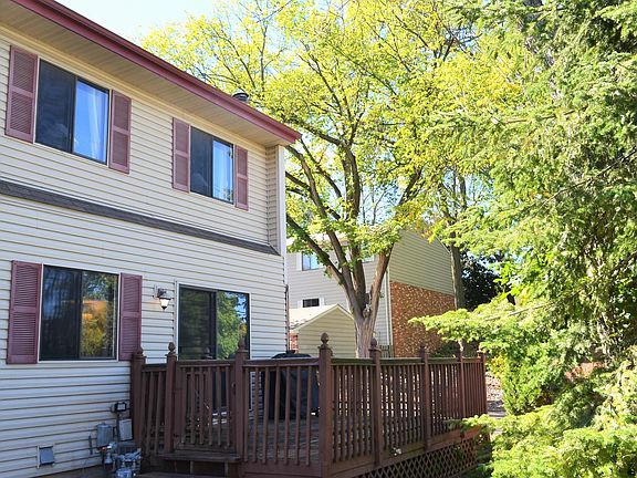 2nd image of 160 Wentworth Ave W APT F