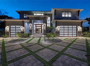 655 Parkview LN, NAPLES, FL 34103