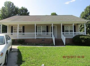 1503 Southtree Ln, High Point, NC 27263