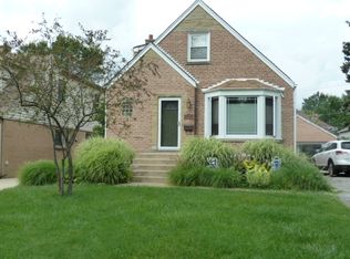 256 N Myrtle Ave, Elmhurst, IL 60126