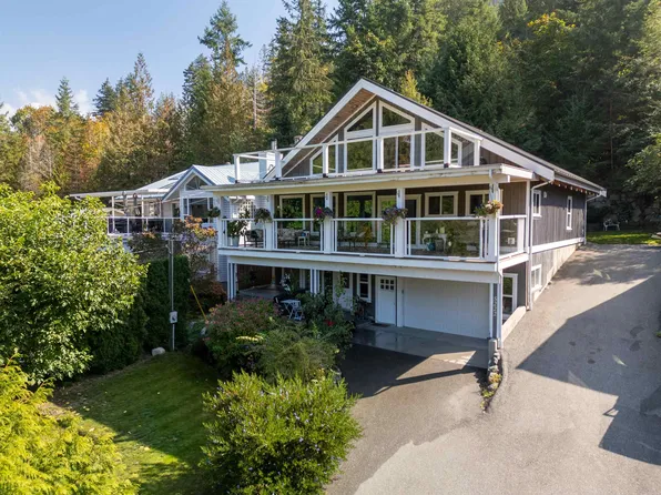 5222 Wesjac Rd, Sunshine Coast, BC V0N 2H1