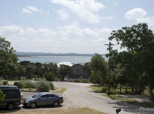 1367 Stagecoach Dr, Canyon Lake, TX 78133