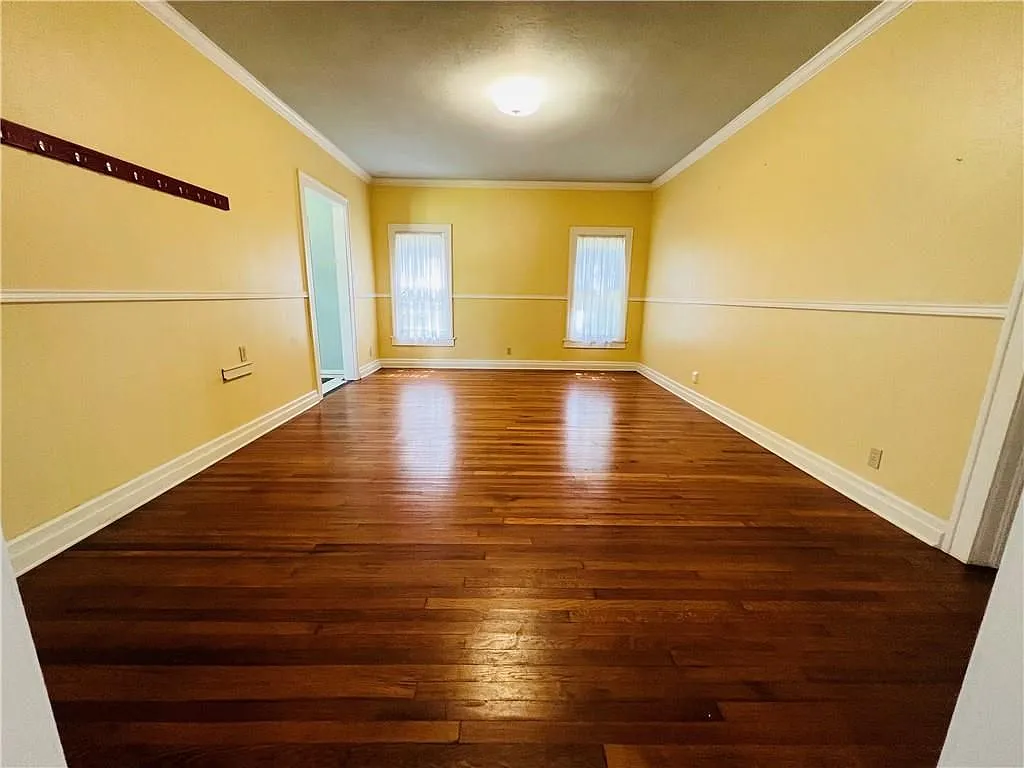 5 bed, 3.0 bath, 2996 sqft, $2,200 — Photo 4