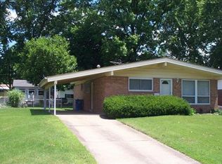 1875 Bluebird Dr, Florissant, MO