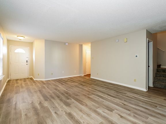 4th image of 2440 Redland Ln