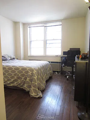 Rented by City Connections Realty | media 5