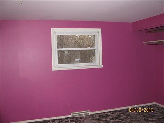 5th image of 16316 Plymouth Dr