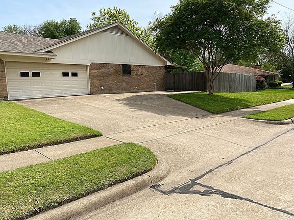 3rd image of 1713 Coral Rock Ct