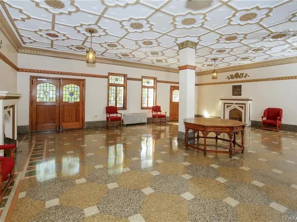 143 Garth Road #3L, Scarsdale, NY 10583