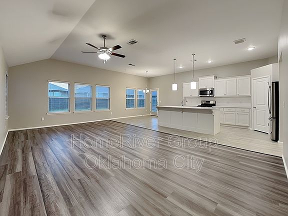 2nd image of 10713 NW 20th St