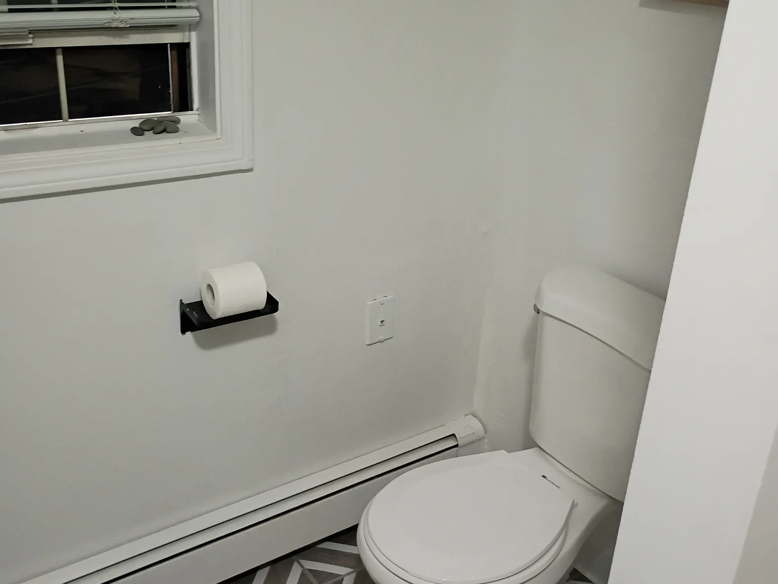 2 bed, 1.5 bath, 1224 sqft, $900 — Photo 2