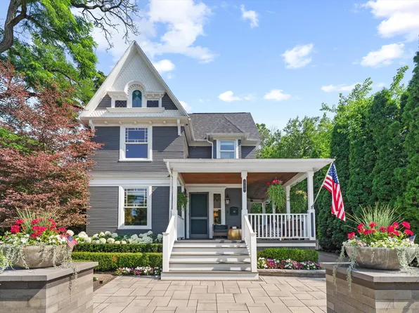 530 W Main St, Northville, MI 48167