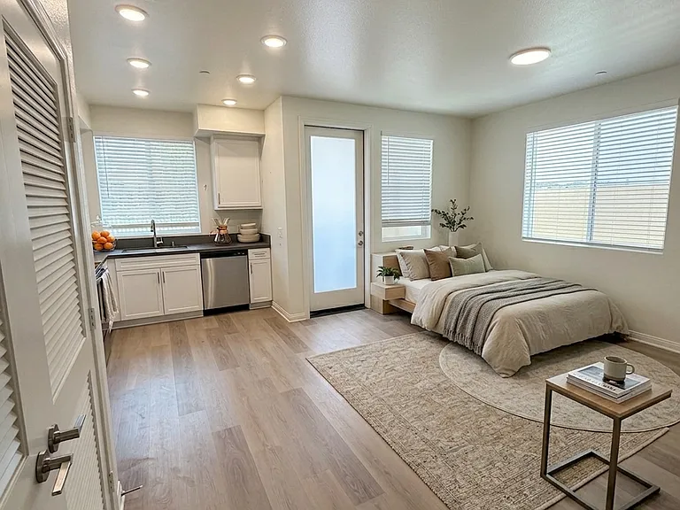 Gallery Park Apartments — Photo 35