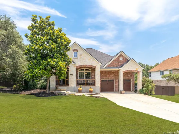 8902 WOODLAND PKWY, Boerne, TX 78015