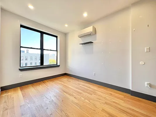 Rented by Doorway NYC, LLC | media 12