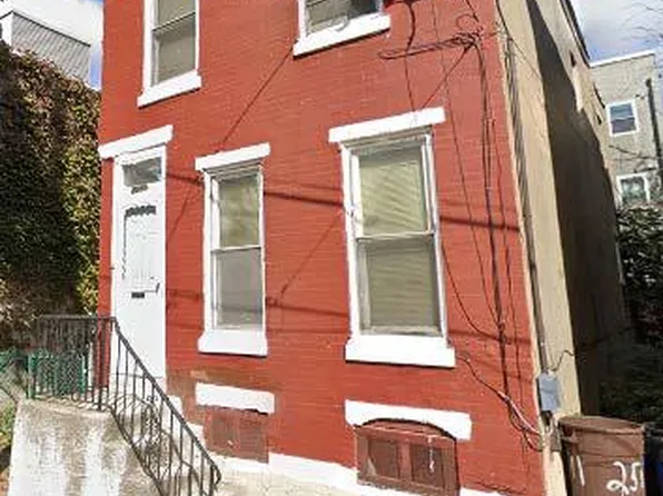 2511 Manton St, Philadelphia, PA 19146