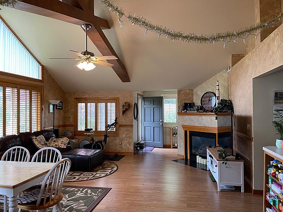 3rd image of 12316 8th Ave NE #123