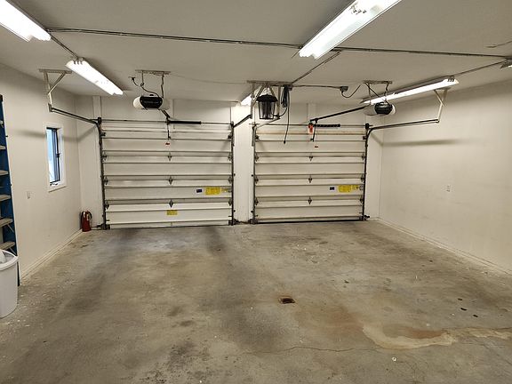 4th image of 4430 Condor Ct