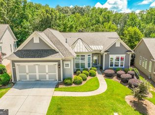 6436 Falling Water Ln, Hoschton, GA 30548