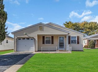 3 San Carlos Ct, Toms River, NJ 08757