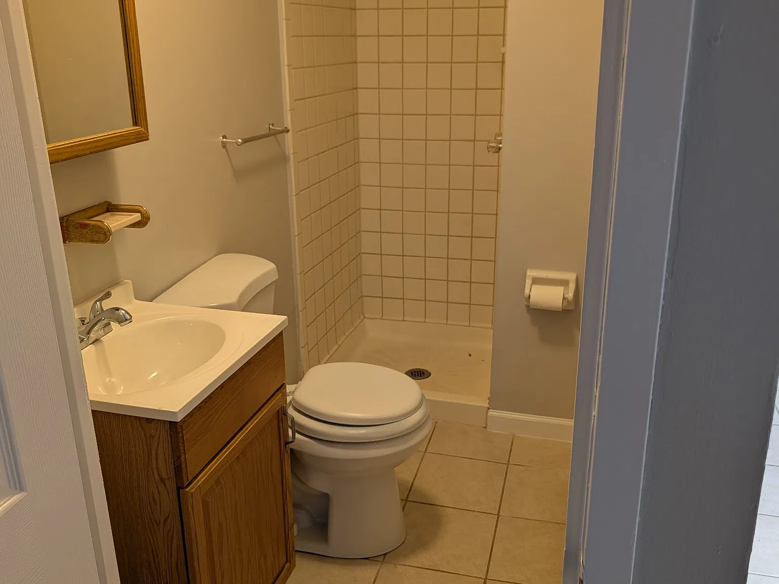Studio, $1,300 — Photo 2