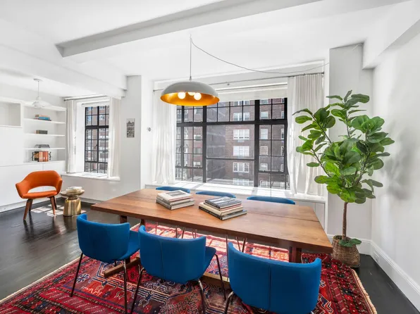 325 East 72nd Street 12C image 2 of 14