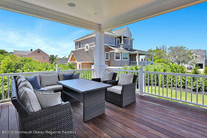 1328 Ocean Ave — Photo 17