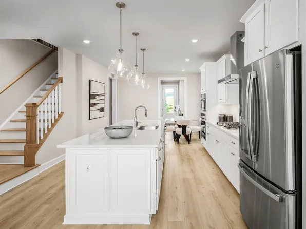 631 Oval Rd, Wall Township, NJ 08736