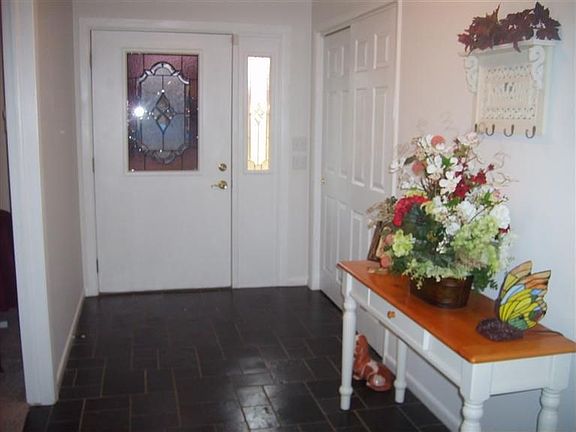 5th image of 2622 Blue Rock Dr