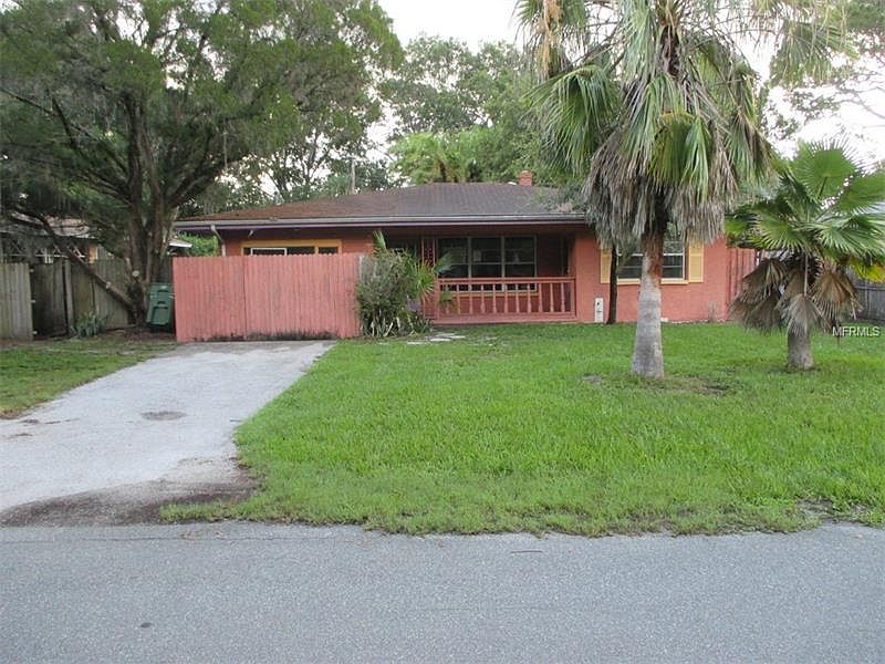 1st image of 435 S Pelican Dr