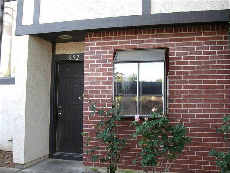 1st image of 252 Wales Dr