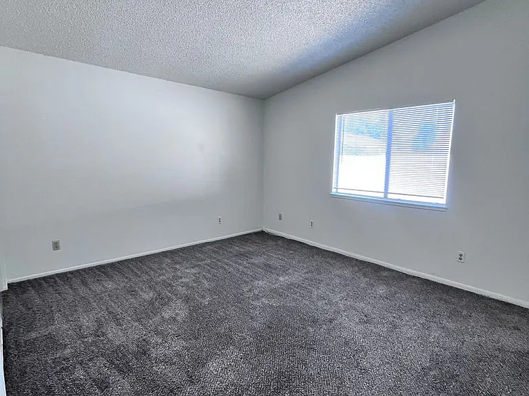 1421 Padua Ave — Photo 22