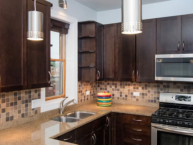 3862 S Lake Park Ave #1S — Photo 4
