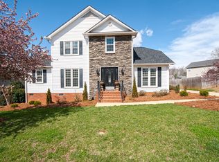 206 Grayson Dr, Travelers Rest, SC 29690