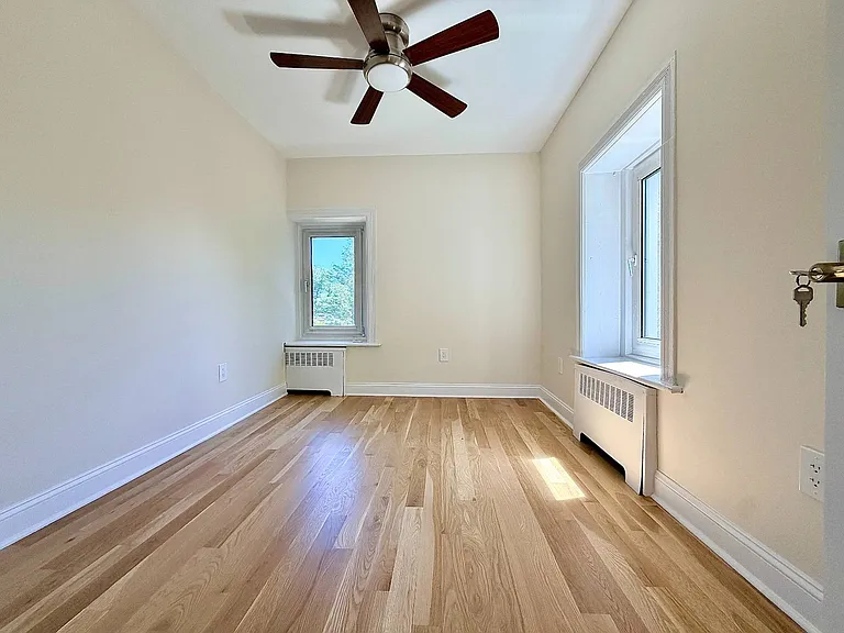 155 Beacon Hill Dr #9 — Photo 6