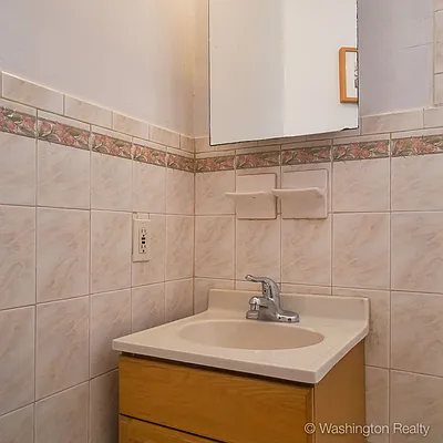 Rented by Washington Realty Corp. | media 36