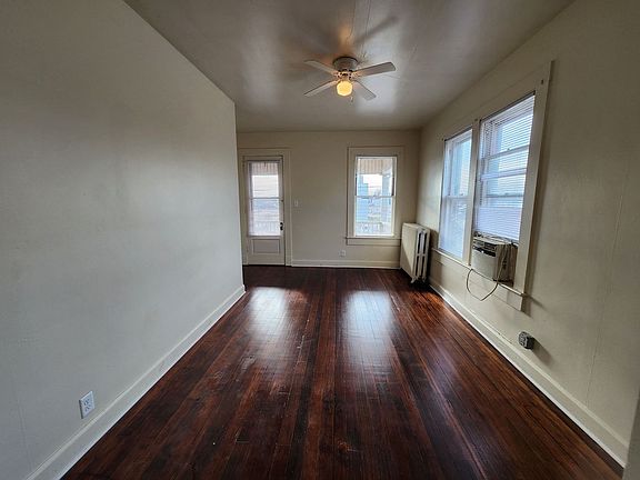 3rd image of 720 Walnut St #2-M-076