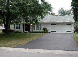 6034 Granville Dr, Sylvania, OH 43560
